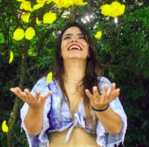 Anna Salles Raio de Sol